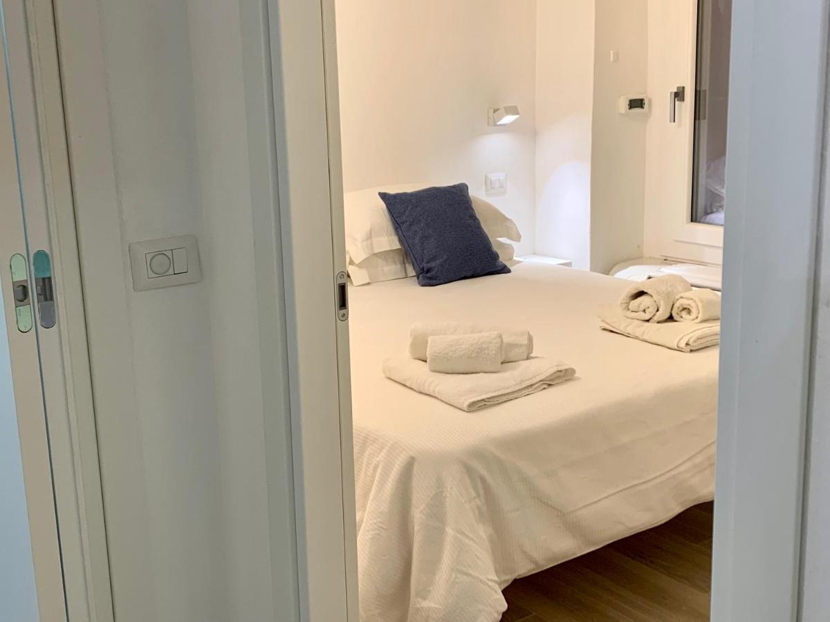 La Casa Di Ale Nel Centro Storico Di Cagliari Appartement Buitenkant foto
