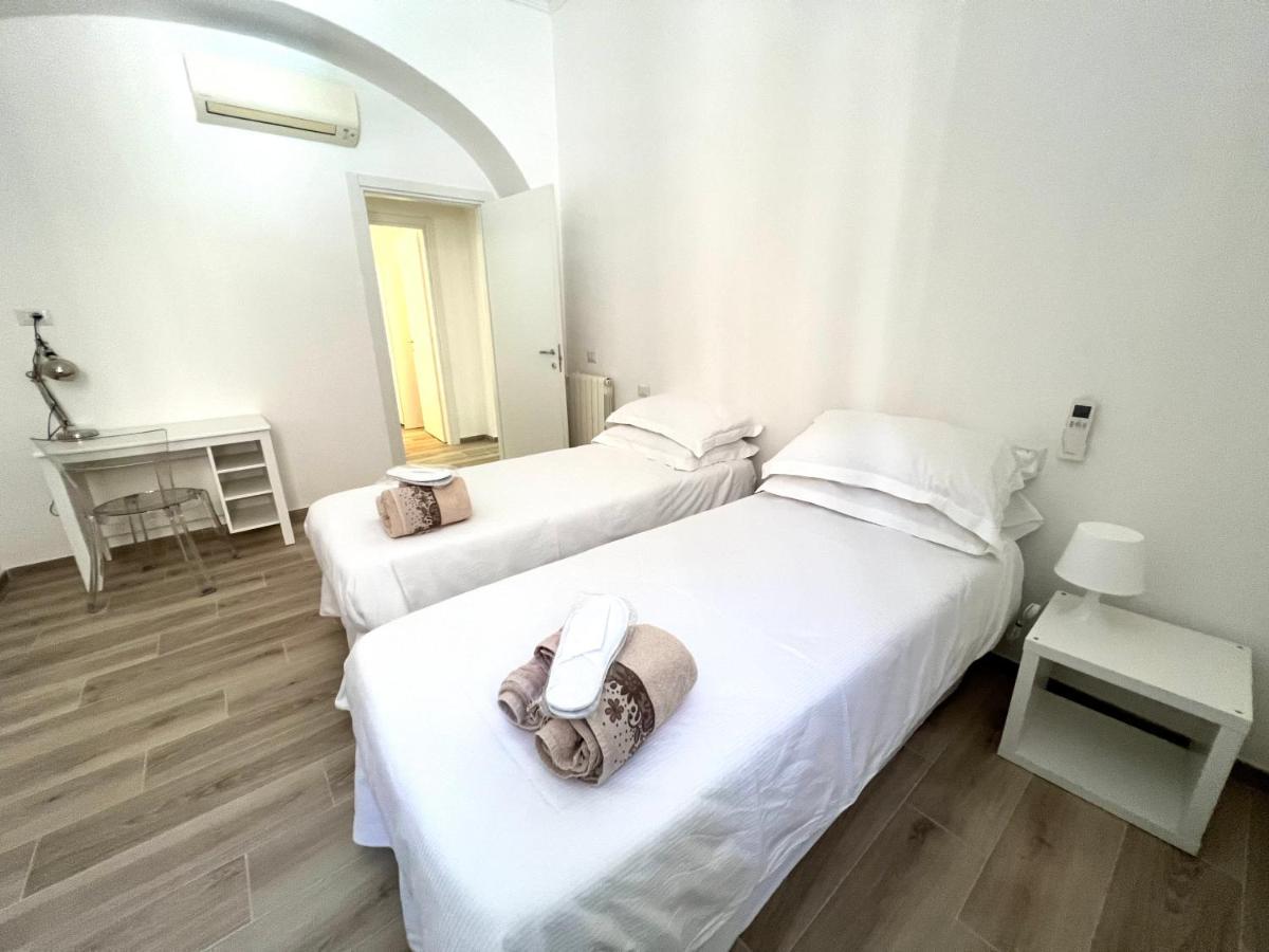 La Casa Di Ale Nel Centro Storico Di Cagliari Appartement Buitenkant foto