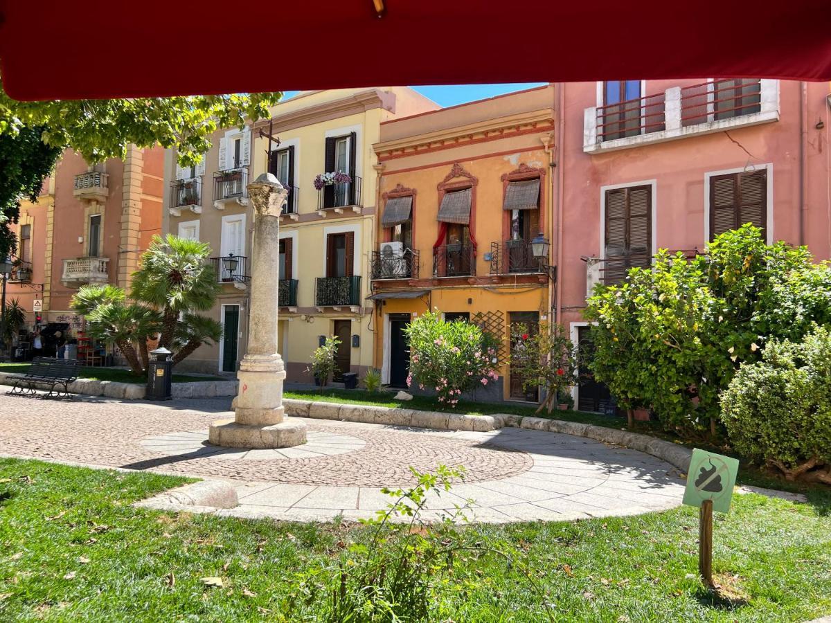 La Casa Di Ale Nel Centro Storico Di Cagliari Appartement Buitenkant foto